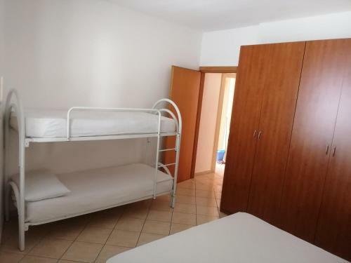 Apartamento Spazioso Appartamento Piano Terra Vicino Mare