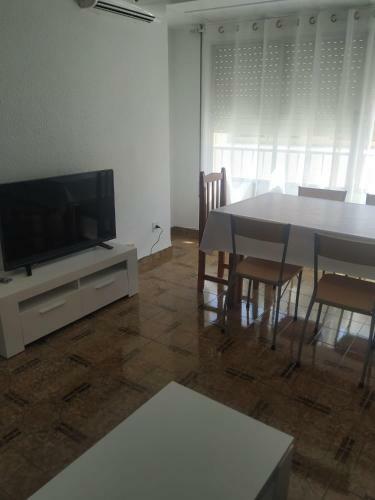 Apartamento Piso Centrico Para Su Estancia De Verano Cuatro Dormitorios
