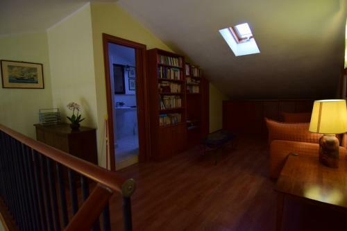 Villa With Swimming Pool&garden