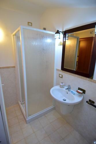 Villa With Swimming Pool&garden