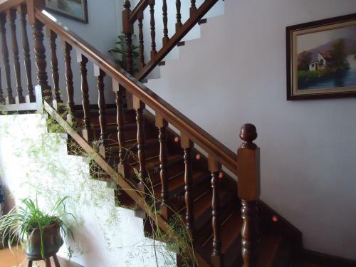 Hostal Monta�es