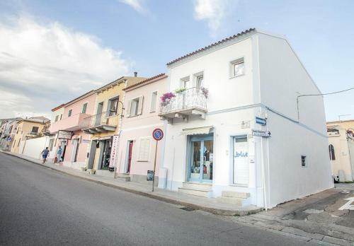B&B Jolie