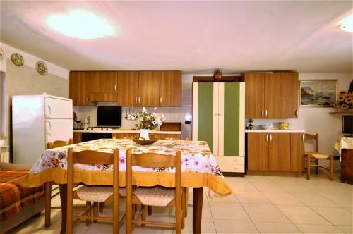 Hostal Casa A Scerni Pineto