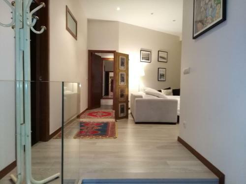 Apartamento Modernista Con Garaje