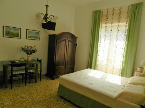 Casa Corte Con Terrazza