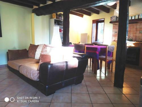 Maison En Pierre � La Campagne