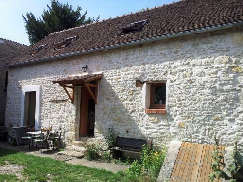 Maison En Pierre � La Campagne