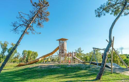 Three-bedroom Holiday Home In Albarella Ro
