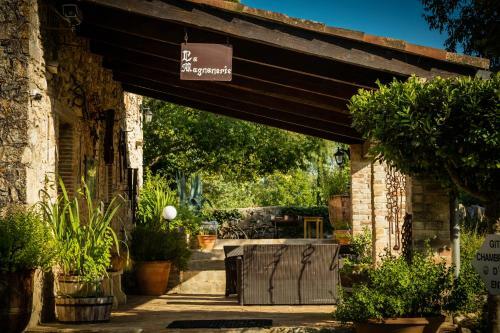 Bed & Breakfast Logis Des Magnans -les Terrasses Du Coutach -