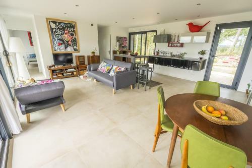 Villa Sur Les Hauteurs De Soorts Hossegor Vue Exceptionnelle Sur Les Pyr�n��es