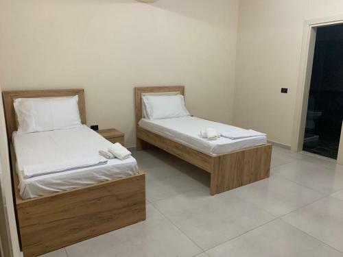 Domi Apartments