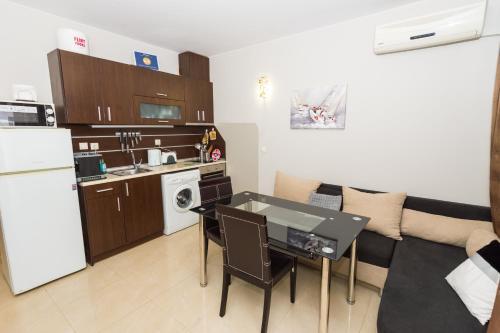 Garden Beach Luxurios Apartment A11