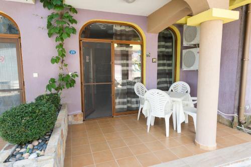 Garden Beach Luxurios Apartment A11