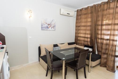Garden Beach Luxurios Apartment A11