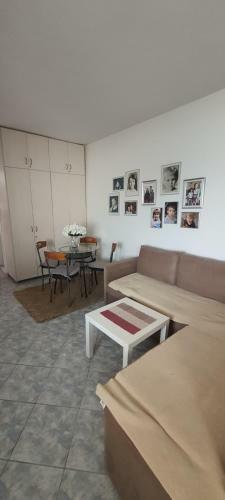 Angela & Marco's Apartments