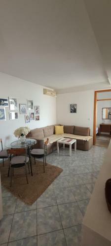 Angela & Marco's Apartments