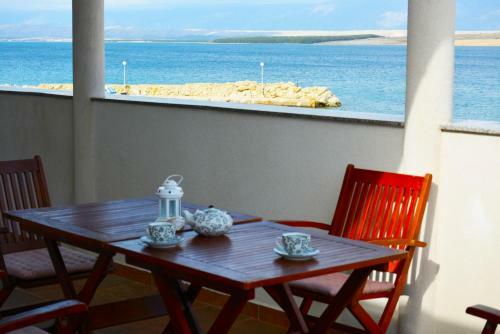 Apartamentos Perla Vir