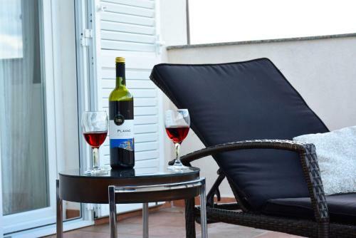 Apartamentos Perla Vir