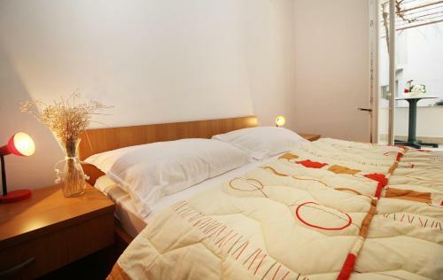 Apartamentos House Vera
