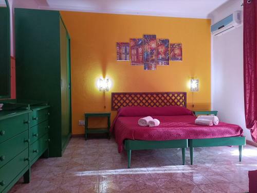 Hostal Mony's Island B&B