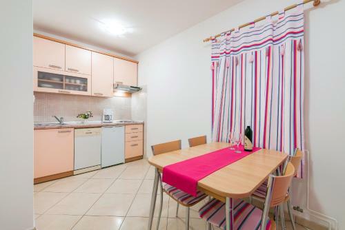Apartments Villa Vallum