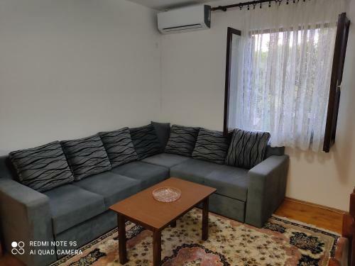 Hostal Topholiday