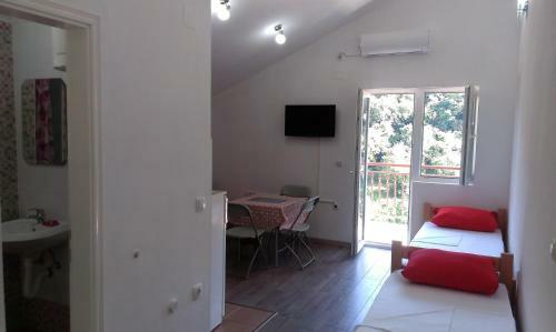 Hostal Topholiday