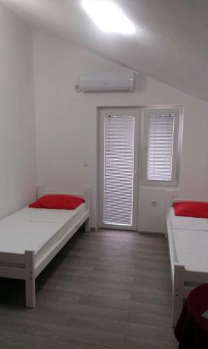 Hostal Topholiday