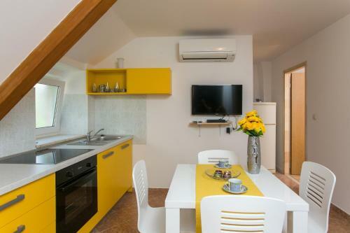 Iva Apartment