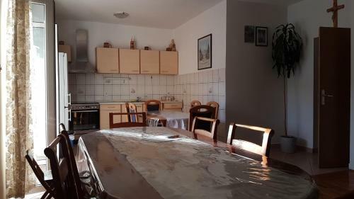 Apartments Njegovan