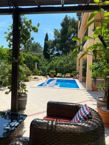 Aparthotel Apartments Villa Viktoria