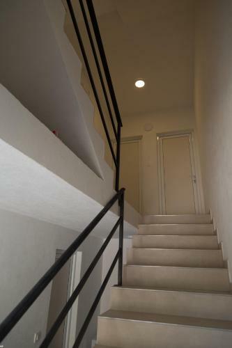 Del Mar Apartments