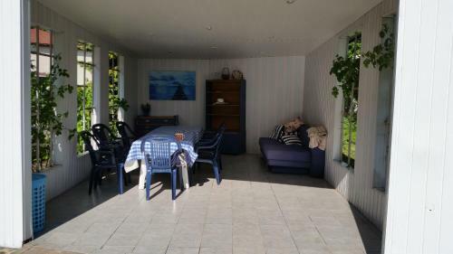 Hostal Dolphin