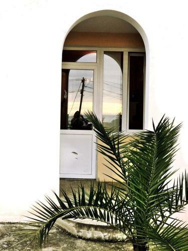 Hostal Sunset Guest House