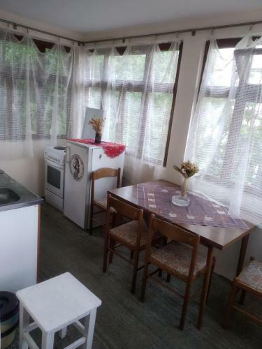 Apartamento Sobe Jacevi?