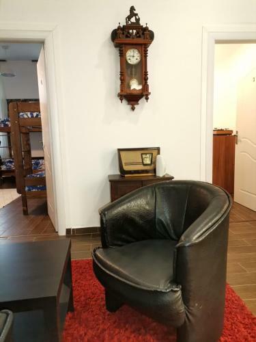 Vintage Downtown Hostel