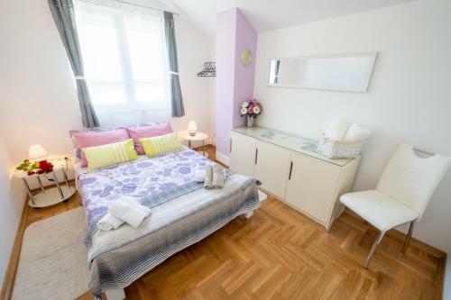 Apartamentos Stella House Mre?nica