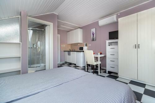 Home Service Apartman