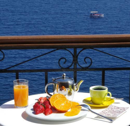 Hostal Arion Hotel