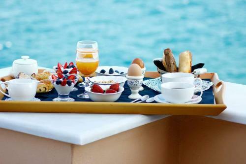 Hostal Arion Hotel