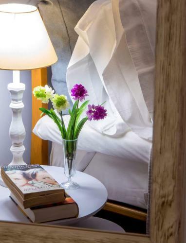 Hostal Arion Hotel
