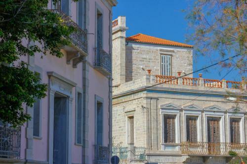 Hostal Arion Hotel