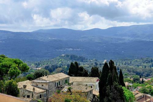 Alex Montos Apartment Karousades Corfu