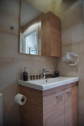 Simplychic Apartment C