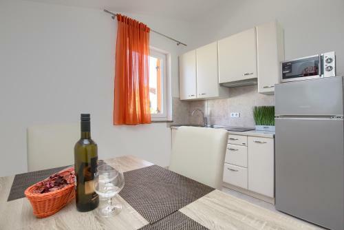 Apartments Orange Medulin