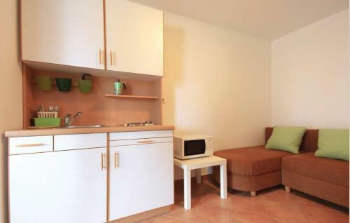Apartments Ladonja