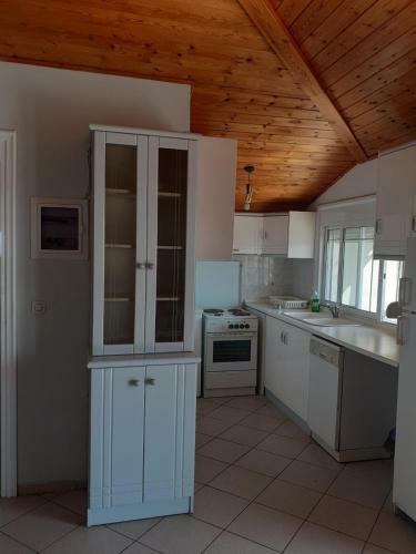 Petrakis Studios & Apartments