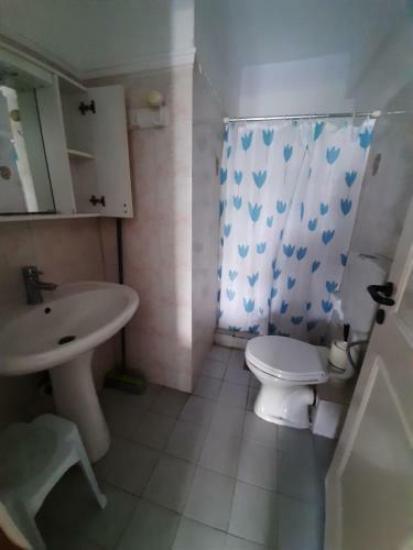 Petrakis Studios & Apartments