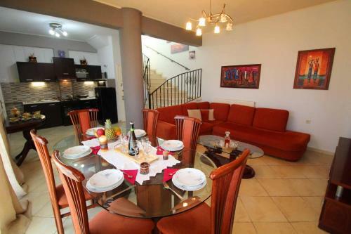 Natasa?s Home Agios Ioannis Karousades