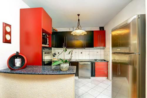 Villa Marta, Near Split, Private Pool And Cinema Room